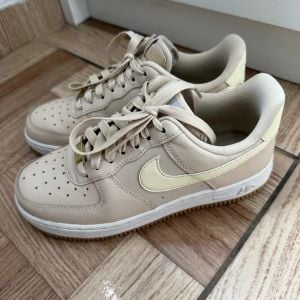 nike air force 146399833?action_source=76398&ref=home_home&rsp=1&rspix=1