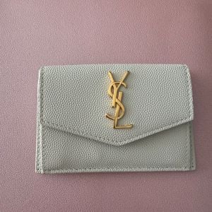 portao cartao yves saint laurent original 137027468?action_source=68872&ref=home_home&rsp=1&rspix=1