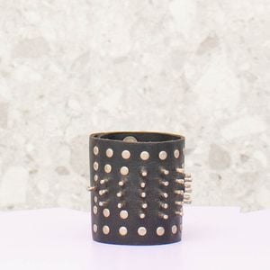 pulseira punk gotic 141997459?action_source=71314&ref=home_home&rsp=1&rspix=1