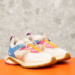 tenis off white lacoste 135453535?action_source=69367&ref=home_home&rsp=1&rspix=1