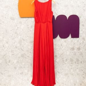 macacao vermelho plissado dolps 143390151?action_source=72238&ref=home_home&rsp=1&rspix=1