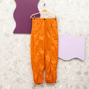 calca jogger laranja inhale 141166321?action_source=70621&ref=home_home&rsp=1&rspix=1