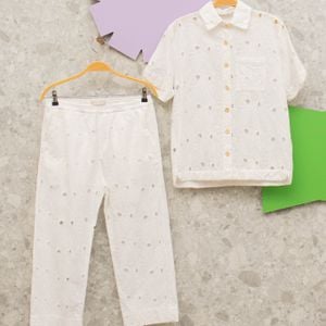 conjunto branco laise lilly sarti 153270171?action_source=77386&ref=home_home&rsp=1&rspix=1