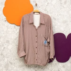 camisa marrom e branca listrada august official 138750614?action_source=69235&ref=home_home&rsp=1&rspix=1