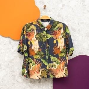 camisa cropped azul tropical lenny niemeyer 141098078?action_source=70786&ref=home_home&rsp=1&rspix=1