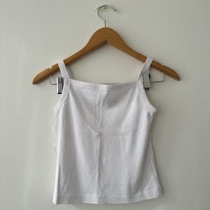 cropped zara branco p 143341559?action_source=75772&ref=home_home&rsp=1&rspix=1
