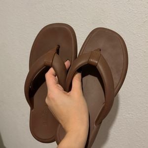 chinelo melissa free low marrom 38 149843499?action_source=76405&ref=home_home&rsp=1&rspix=1