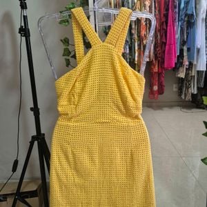vestido farm laise amarelo m 140587142?action_source=67222&ref=home_home&rsp=1&rspix=1
