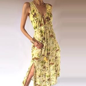 vestido midi longo amarelo manteiga branco estampado fluido fenda saida praia viscose decote verao 131621377?action_source=68477&ref=home_home&rsp=1&rspix=1