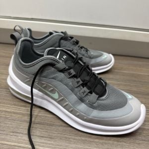 tenis nike air max cinza 141765748?action_source=76398&ref=home_home&rsp=1&rspix=1