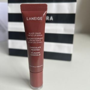 serum labial laneige glaze craze chocolate frosting 146661488?action_source=77056&ref=home_home&rsp=1&rspix=1