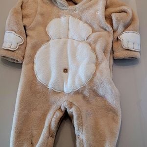 desapego macacao soft macaquinho 117080501?action_source=70721&ref=home_home&rsp=1&rspix=1