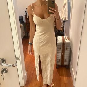 vestido zara 135473560?action_source=31319&ref=home_home&rsp=1&rspix=1