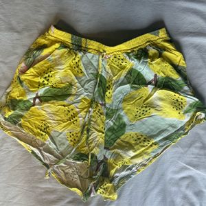 shorts soltinho farm p estampa limoes 138799687?action_source=76563&ref=home_home&rsp=1&rspix=1