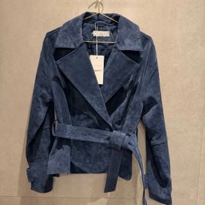 jaqueta de couro com cinto zara 152351163?action_source=75473&ref=home_home&rsp=1&rspix=1