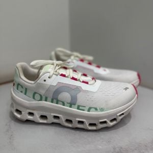 tenis cloudmonster 151222627?action_source=76398&ref=home_home&rsp=1&rspix=1