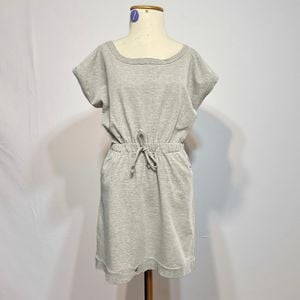 vestido de moletom tamanho g marca hering 135936203?action_source=31319&ref=home_home&rsp=1&rspix=1