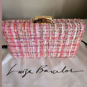clutch luiza barcelos tweed rosa 149647793?action_source=76035&ref=home_home&rsp=1&rspix=1