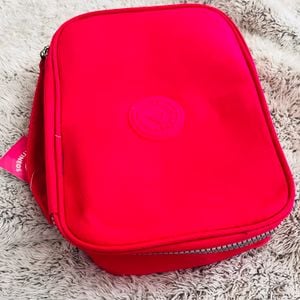 estojo com divisoria escolar infantil rosa 133875695?action_source=67388&ref=home_home&rsp=1&rspix=1