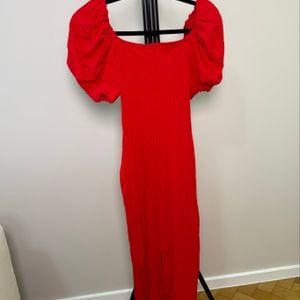 vestido vermelho canelado colcci 124934507?action_source=32581&ref=home_home&rsp=1&rspix=1