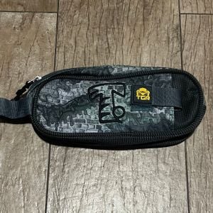 estojo escolar da rigor 130716008?action_source=67388&ref=home_home&rsp=1&rspix=1