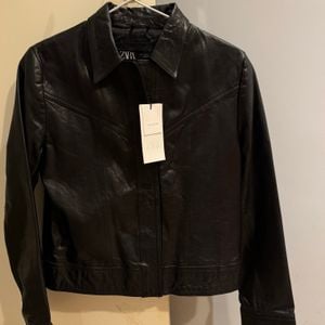 jaqueta tradicional couro zara 149651717?action_source=75473&ref=home_home&rsp=1&rspix=1