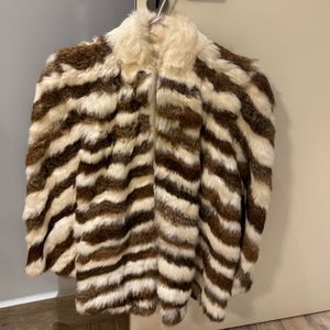 casaco inverno pelos pele natural 137440781?action_source=64649&ref=home_home&rsp=1&rspix=1