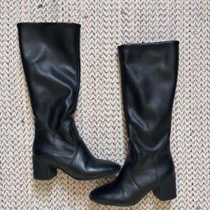 bota bottero cano medio preta 143970467?action_source=72767&ref=home_home&rsp=1&rspix=1