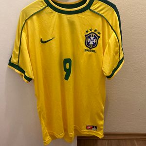 camisa brasil inspiracao copa de 98 tamanho g 137987010?action_source=69961&ref=home_home&rsp=1&rspix=1