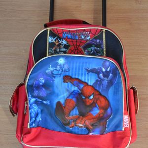 mochila homem aranha c rodinhas 128538513?action_source=66794&ref=home_home&rsp=1&rspix=1