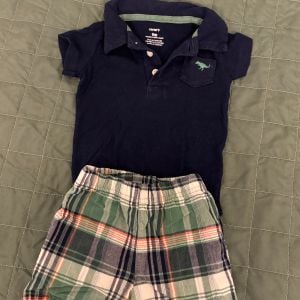 conjunto carters polo e bermuda 9 meses 124246055?action_source=63626&ref=home_home&rsp=1&rspix=1