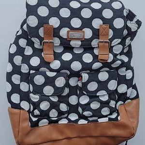 mochila visto imaginarium 132537750?action_source=67388&ref=home_home&rsp=1&rspix=1