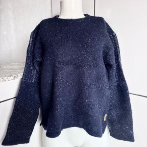 blusa de la giorgio armani jeans azul marinho g 142080828?action_source=70522&ref=home_home&rsp=1&rspix=1