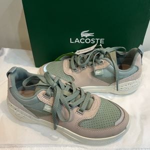tenis 35 lacoste original novo couro legitimo nude e verde cadarco 102756191?action_source=66827&ref=home_home&rsp=1&rspix=1
