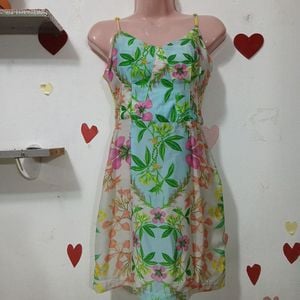 farm vestido curto evase estampado 134651655?action_source=64649&ref=home_home&rsp=1&rspix=1