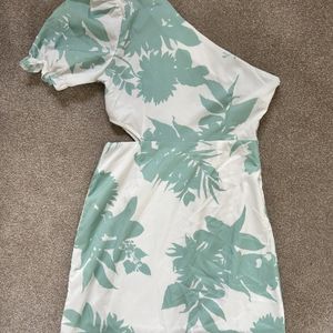 vestido curto 133337148?action_source=66695&ref=home_home&rsp=1&rspix=1