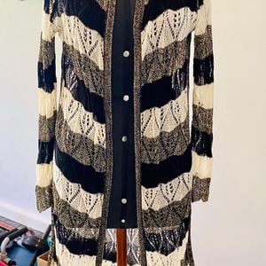 casaco cardigan le lis blanc 107767810?action_source=71480&ref=home_home&rsp=1&rspix=1
