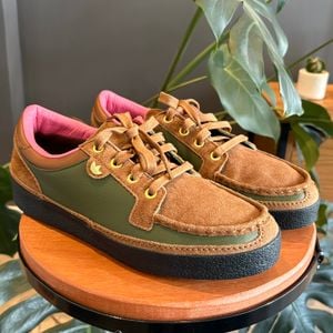 tenis adidas mccarten simpsons 40 144788680?action_source=72470&ref=home_home&rsp=1&rspix=1