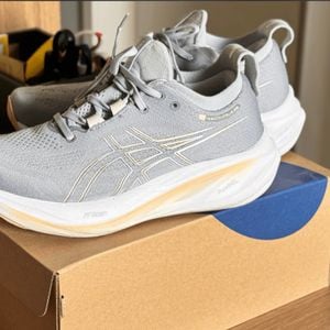 tenis asics gel nimbus 26 feminino 38 147516112?action_source=67222&ref=home_home&rsp=1&rspix=1