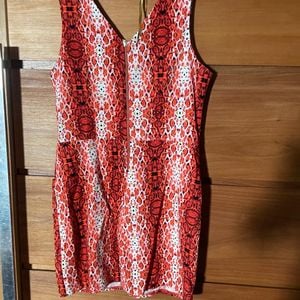 vestido ate o joelho 115584257?action_source=32581&ref=home_home&rsp=1&rspix=1