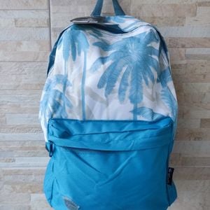 mochila estampada coqueiros azul e branco alcas acolchoadas 131715441?action_source=67388&ref=home_home&rsp=1&rspix=1