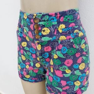 horts marisa tamanho 42 com estampa floral vibrante 136852945?action_source=68477&ref=home_home&rsp=1&rspix=1