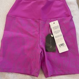 shorts academia live rosa p 152385080?action_source=77518&ref=home_home&rsp=1&rspix=1
