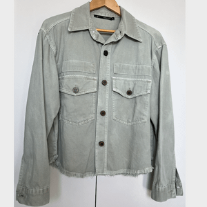 jaqueta jeans maria filo 142414599?action_source=31319&ref=home_home&rsp=1&rspix=1