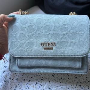 bolsa nova guess 128799910?action_source=70655&ref=home_home&rsp=1&rspix=1