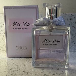 Perfume Miss Dior Blooming Bouquet 50ml | enjoei