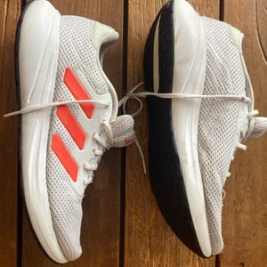 adidas response runner unissex 39 5 135385947?action_source=76398&ref=home_home&rsp=1&rspix=1