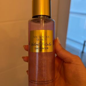 body splash victorias secret 126554751?action_source=76403&ref=home_home&rsp=1&rspix=1