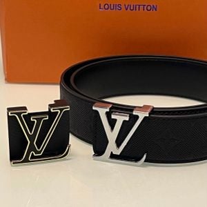 cinto masculino louis vuitton em couro 147795547?action_source=67324&ref=home_home&rsp=1&rspix=1