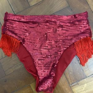 hot pant folie carnaval 134853864?action_source=67456&ref=home_home&rsp=1&rspix=1